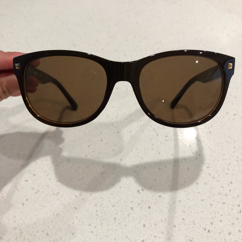 NWOT Kenneth Cole Reaction Ladies Brown Square Sunglasses